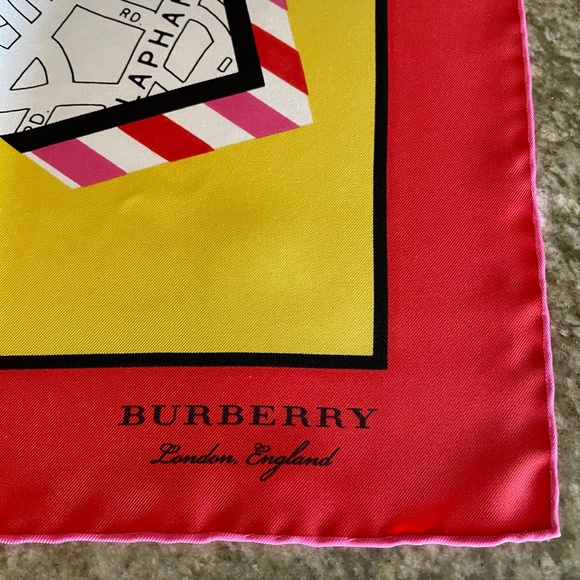 NWT - Burberry London Map Silk Scarf - Box Included - Picture 4 of 14